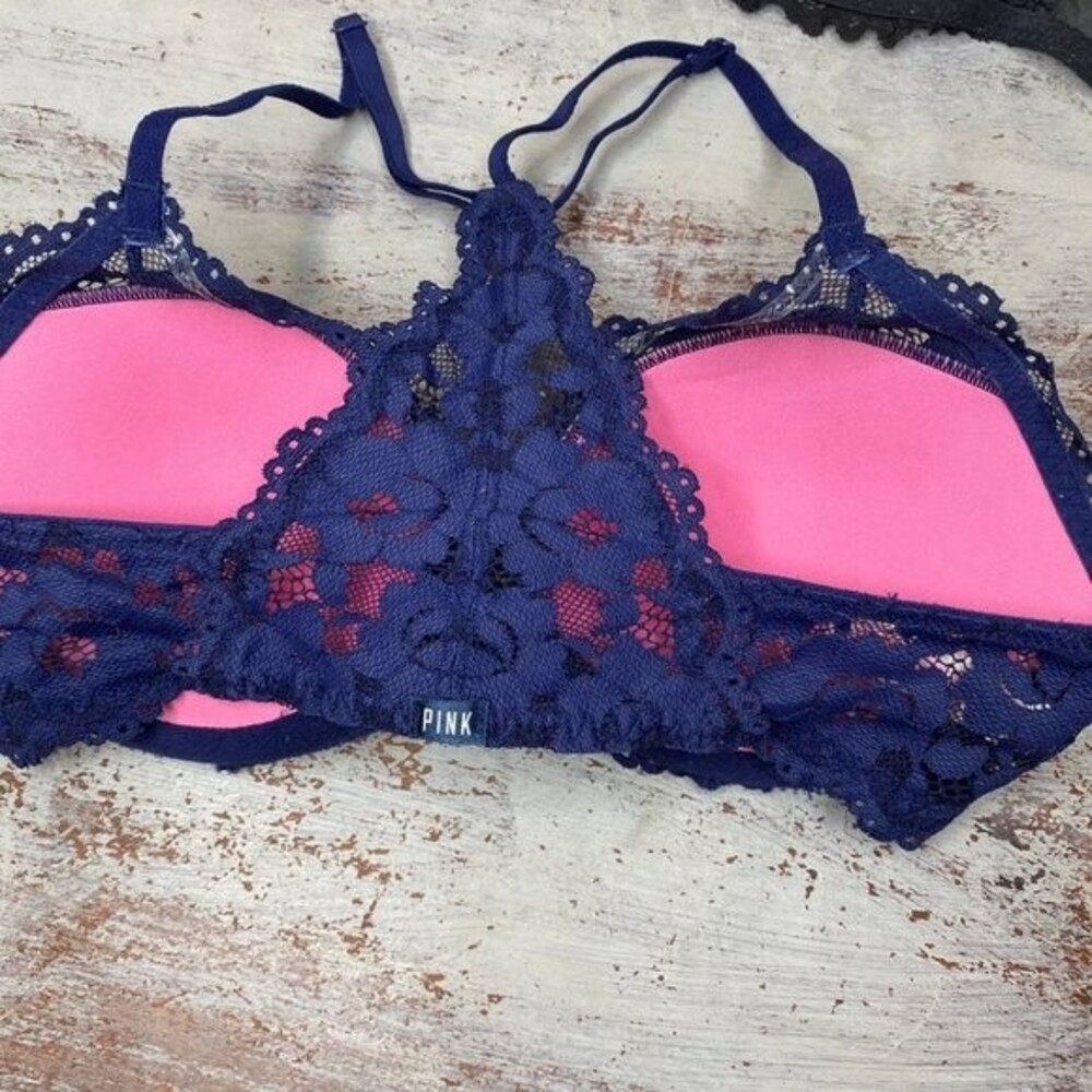 2 Pink Victoria’s Secret Bra Bundle 32C - Picture 4 of 9